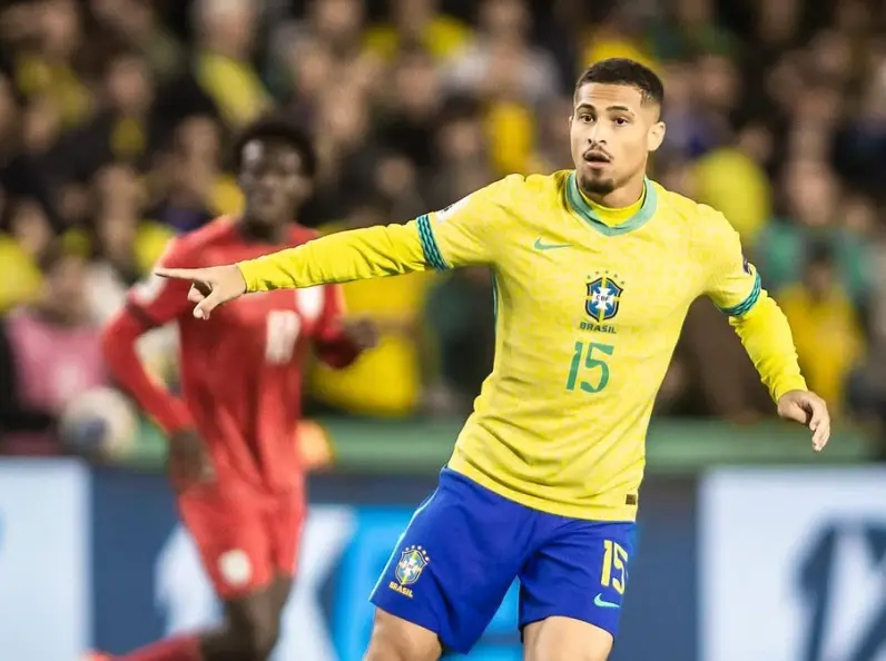 Man Utd cut-price midfield transfer option gathers weight as Cunha calls him 'unbelievable'