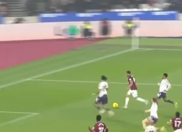 Carrick points to 'huge' moments from Yoro to set up draw at West Ham