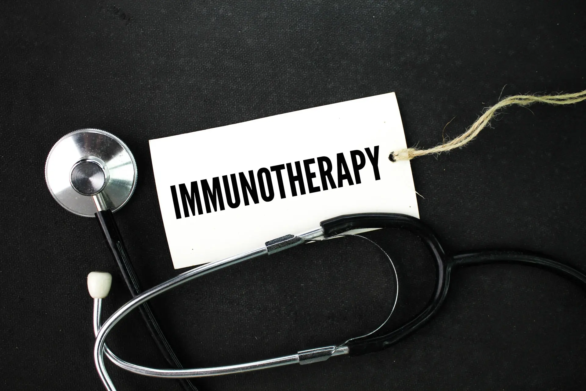 Curative-Intent Immunotherapy Outcomes Did Not Differ by Sex
