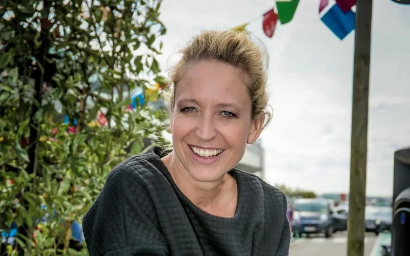 Cath Luyten stuurt hartverwarmende foto van haar pas geboren zoontje Jools de wereld in