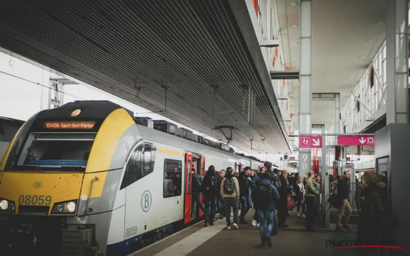 Treinreizigers opgelet: Belangrijke toegang Gent-Sint-Pieters dicht en afgebroken