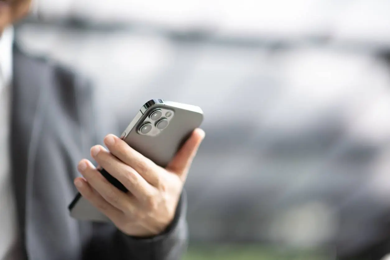 Waar koop je best een iPhone? Dit moet je weten voor je beslist