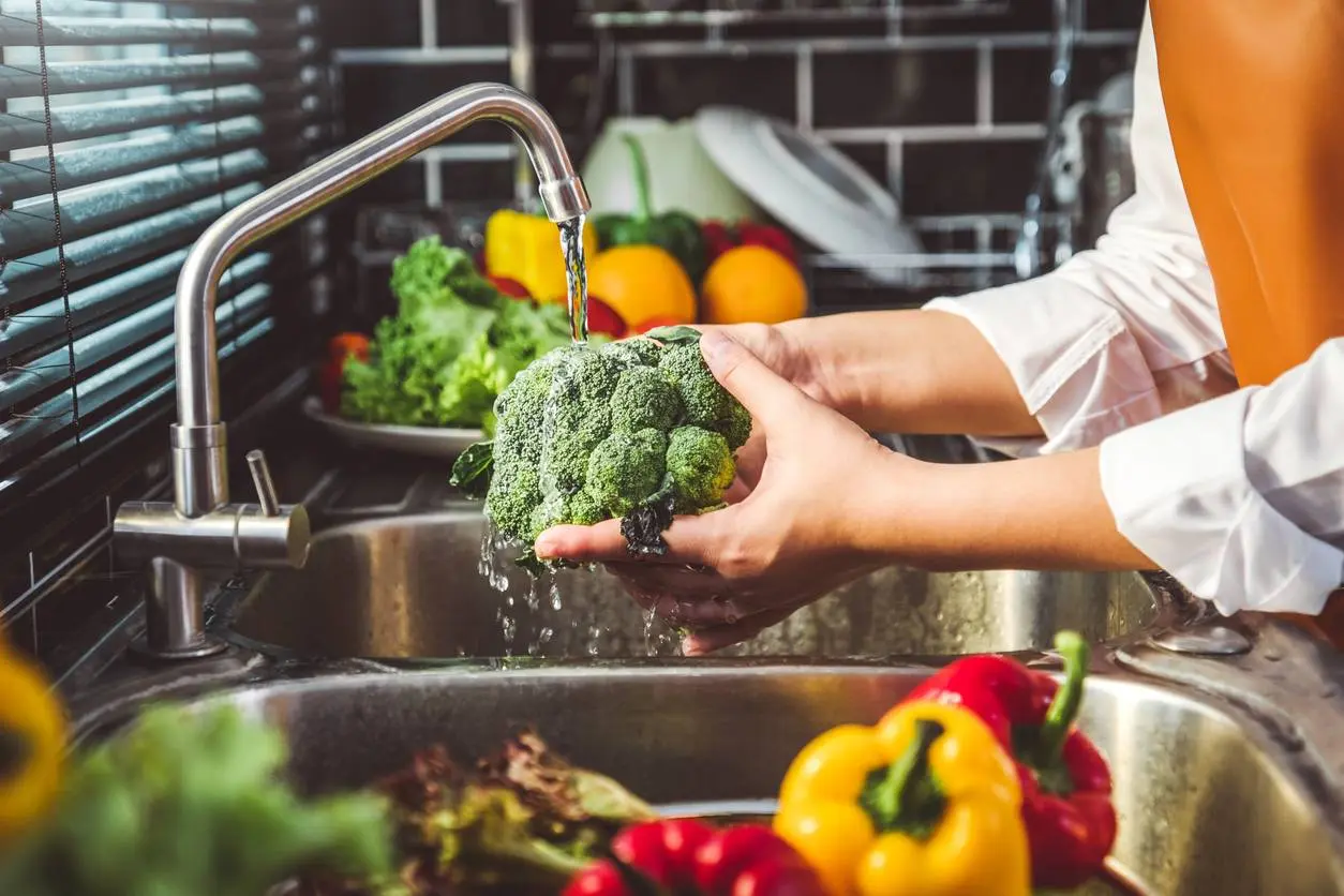 Nieuw Europees onderzoek legt bloot wat er in ons eten zit – en wat jij eraan kan doen