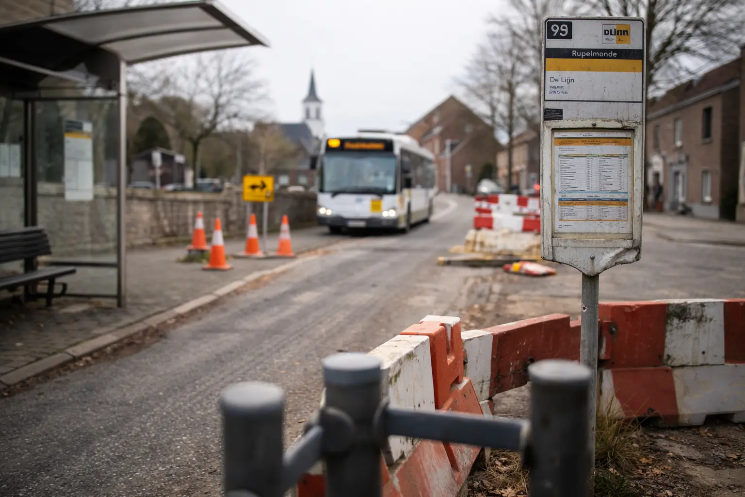 De Lijn weigert hier nog te rijden, reizigers staan in de kou