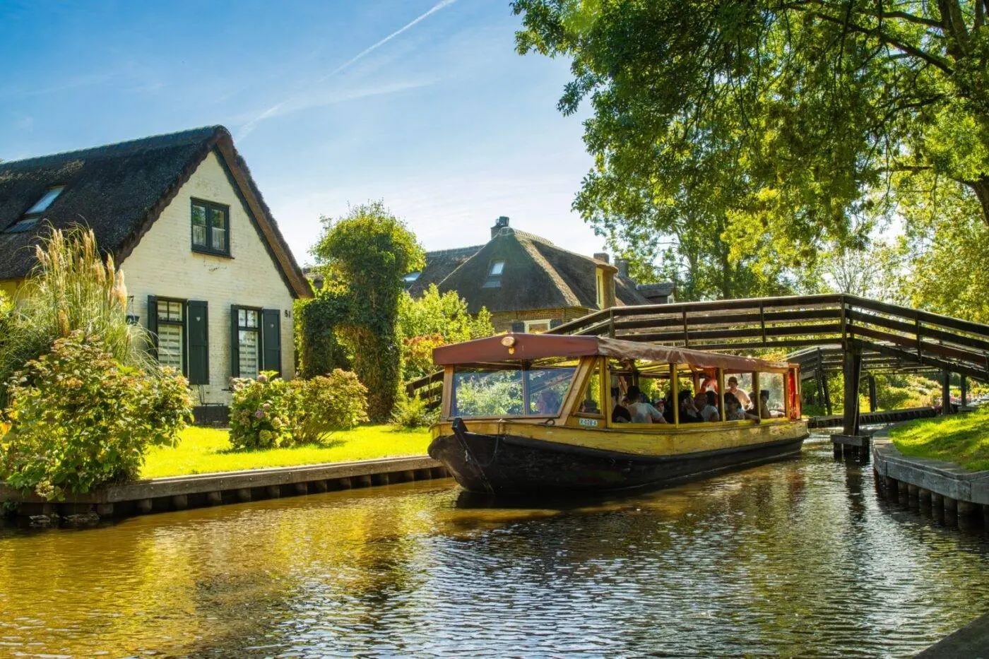 giethoorn-rondvaart-1400x933