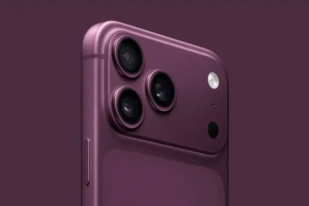 iPhone-18-Pro-dark-cherry-3