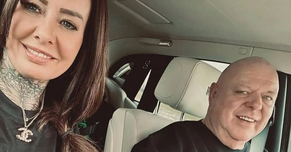 Wendy van Hout deelt opmerkelijke post over Peter Gillis: 'Mijn sugardaddy'