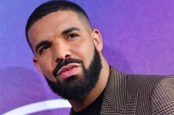 Zien: Drake reageert op gelekte 18+ video