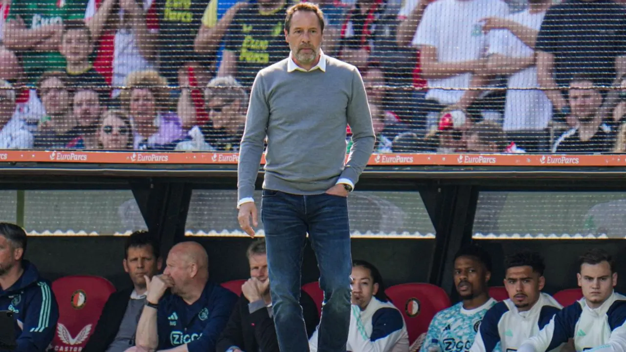 Ajax leeft in crisissfeer toe naar thuisduel met FC Twente