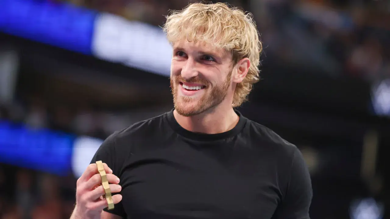 WWE: Logan Paul wettert gegen Werbelogos auf Ringmatten