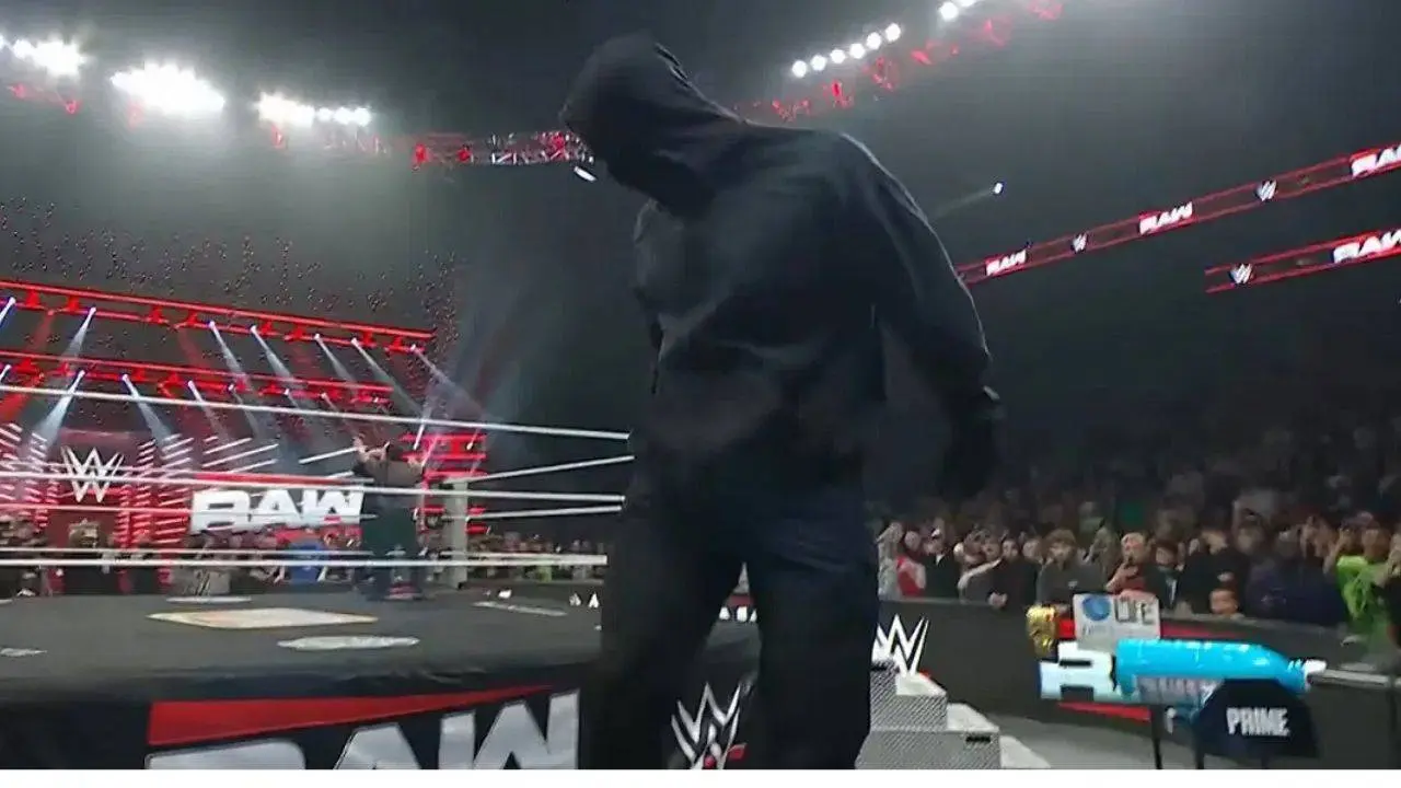 WWE-Update zur Identität des geheimen Raw-Maskenmanns