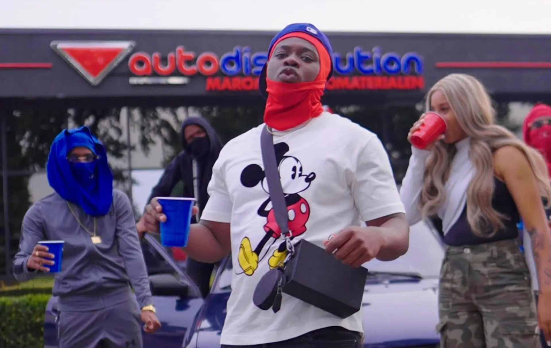 Video: Yeyo Sossa - Kangaroo