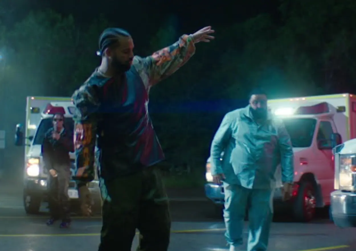 DJ Khaled krijgt speciale WC van Drake: "Heated seats too!"