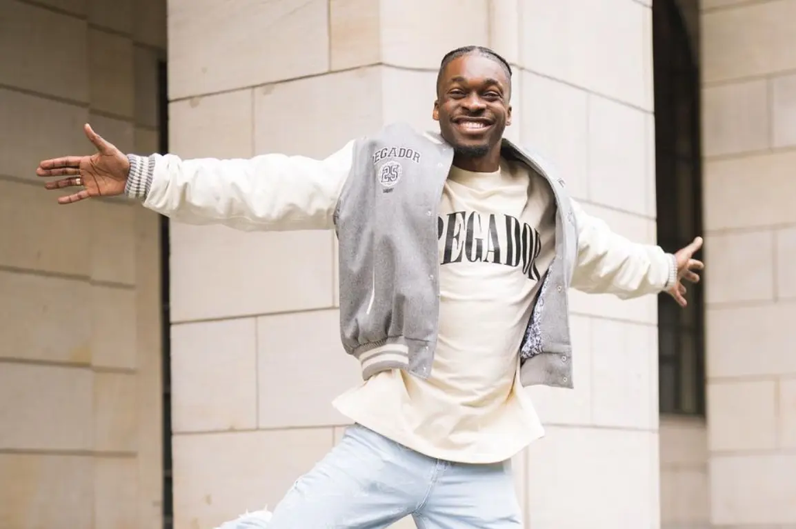Defano geeft hater na vijf jaar eindelijk de aandacht die hij zocht: “Je kon de volgende Bill Gates zijn”