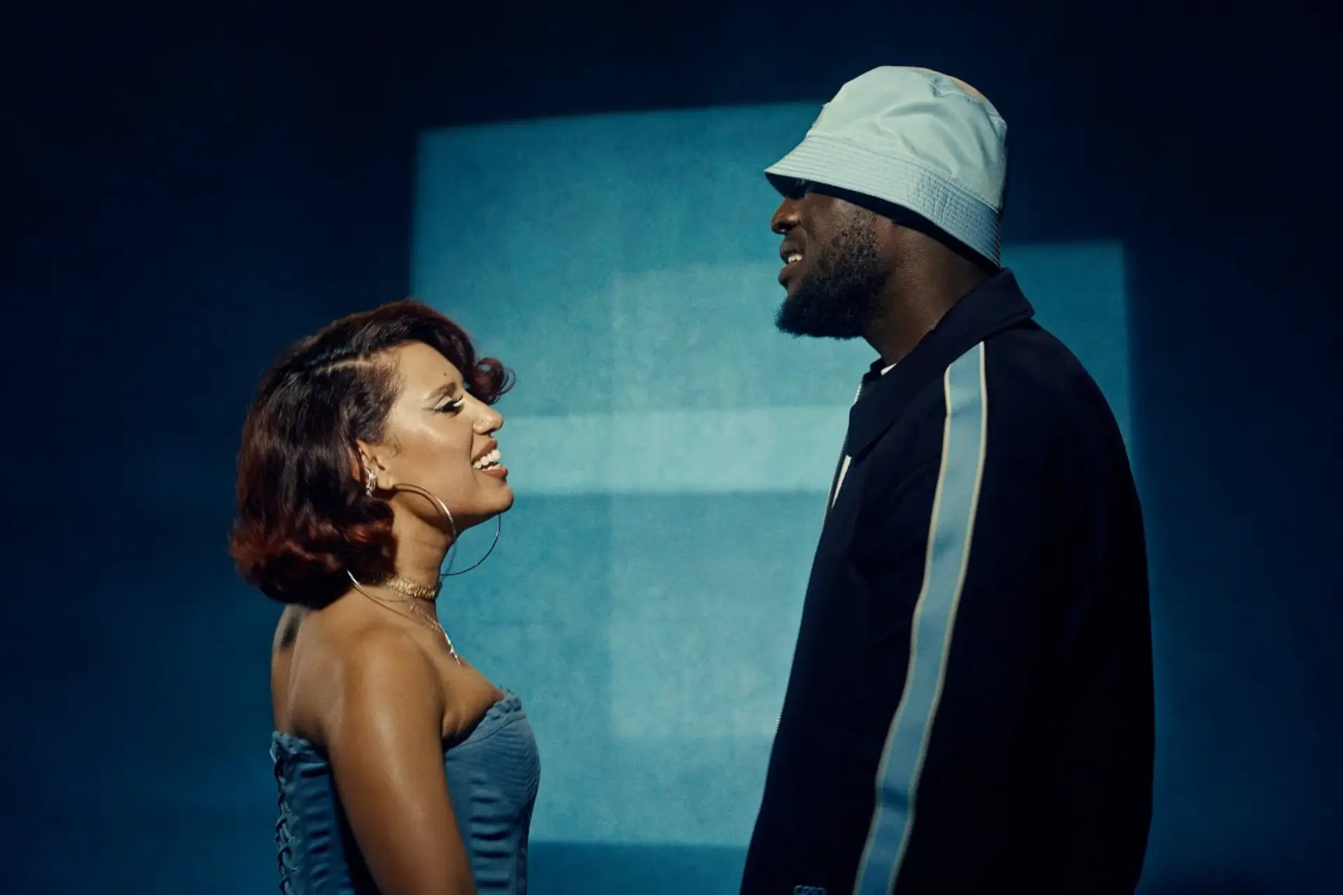 Stormzy schakelt Raye in voor The Weekend video