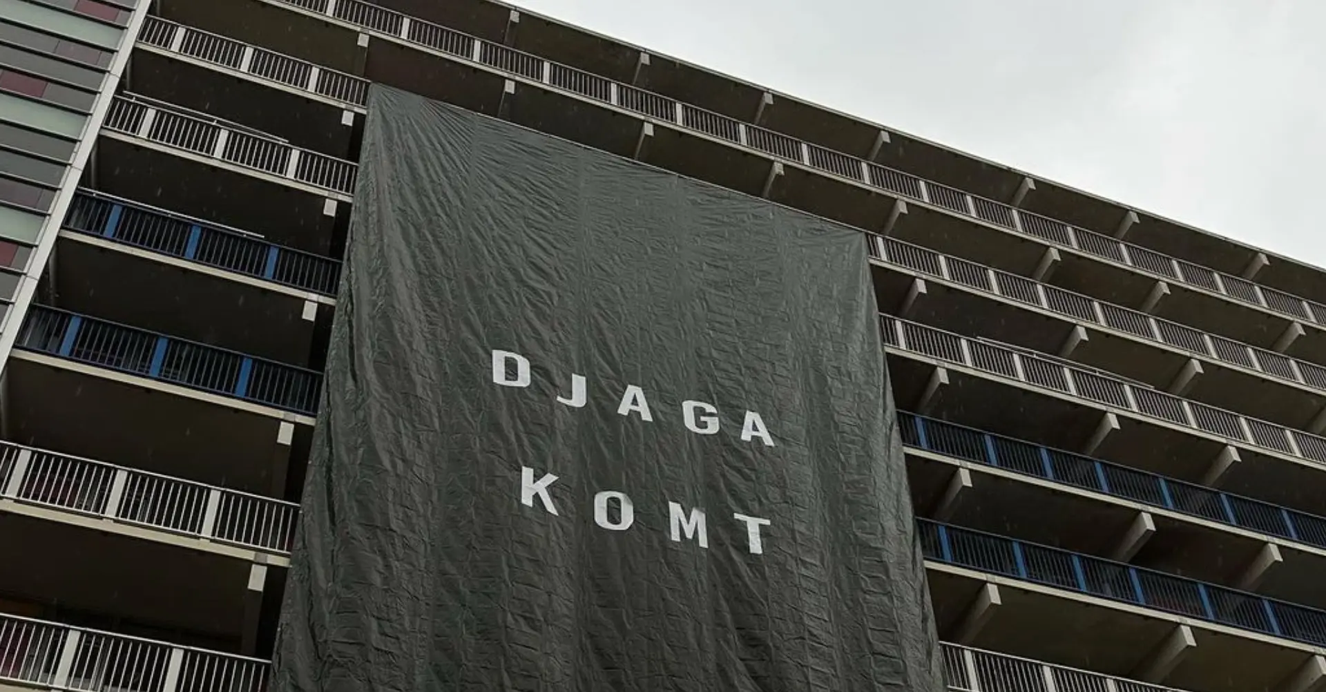 Djaga Djaga steekt JoeyAK een hart onder de riem met nieuwe track Letter To Joey: "Je doet me denken aan de jonge ik"