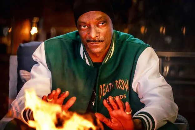 Virale 'Giving Up Smoke' campagne met Snoop Dogg kost CEO zijn baan