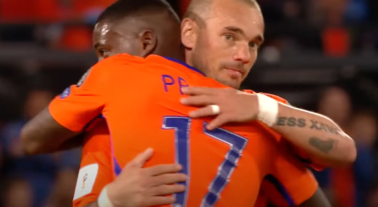 Sneijder neemt het op voor zijn goede vriend Promes in Vandaag Inside: "Typisch Nederlands"