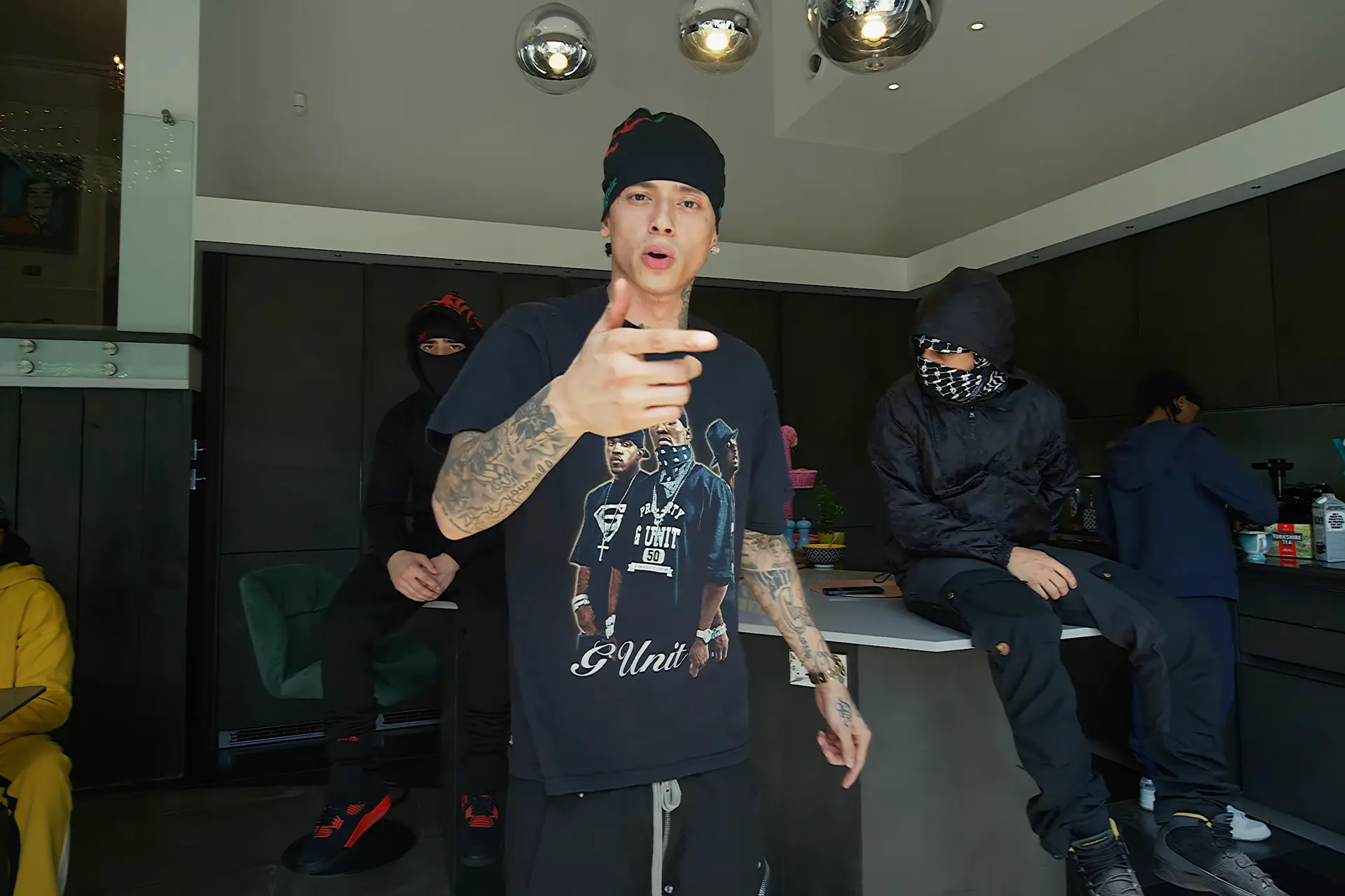 Central Cee is terug en dropt 'CC Freestyle' video