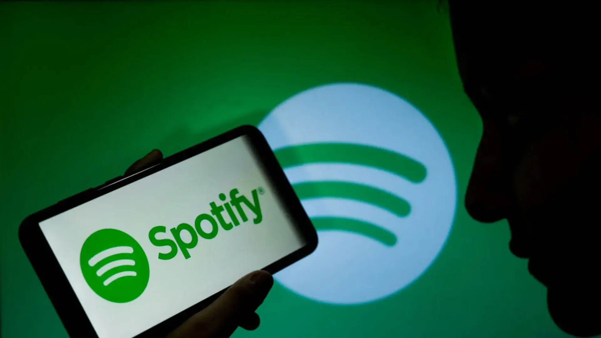 Spotify wordt beschuldigd van inbreuk op auteursrechten: Muziekuitgevers bereiden aanklacht voor