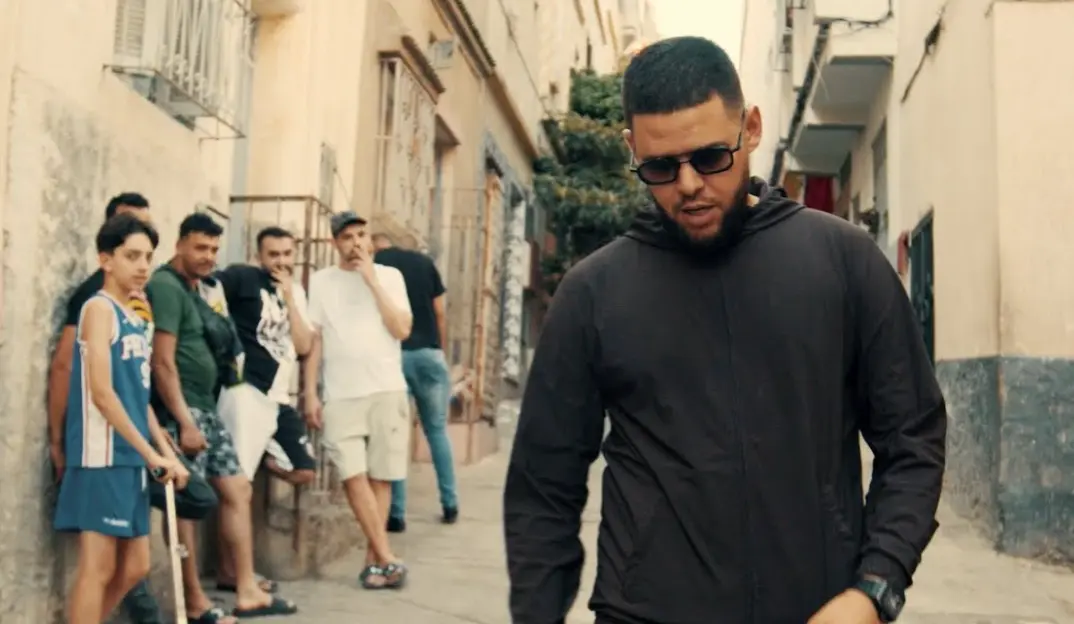 Djaga Djaga en Lijpe droppen Philly Haal video