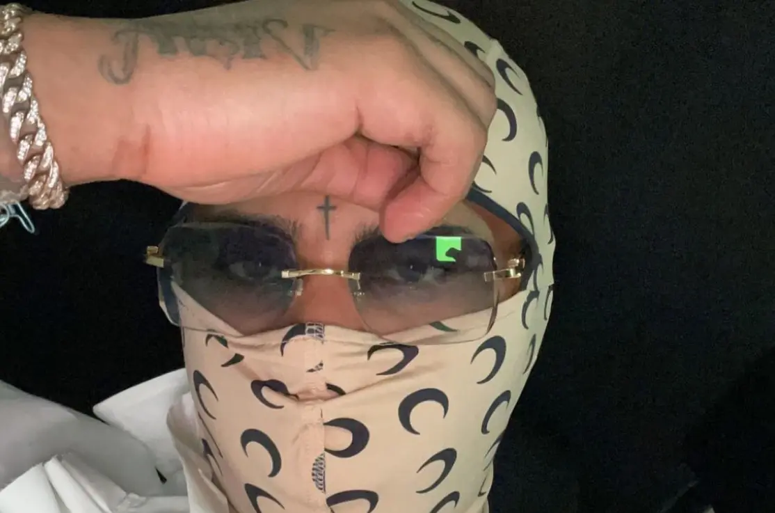 Young Ellens maakt foute grap over nieuwe baan Yousef Abd (Sevn Alias)