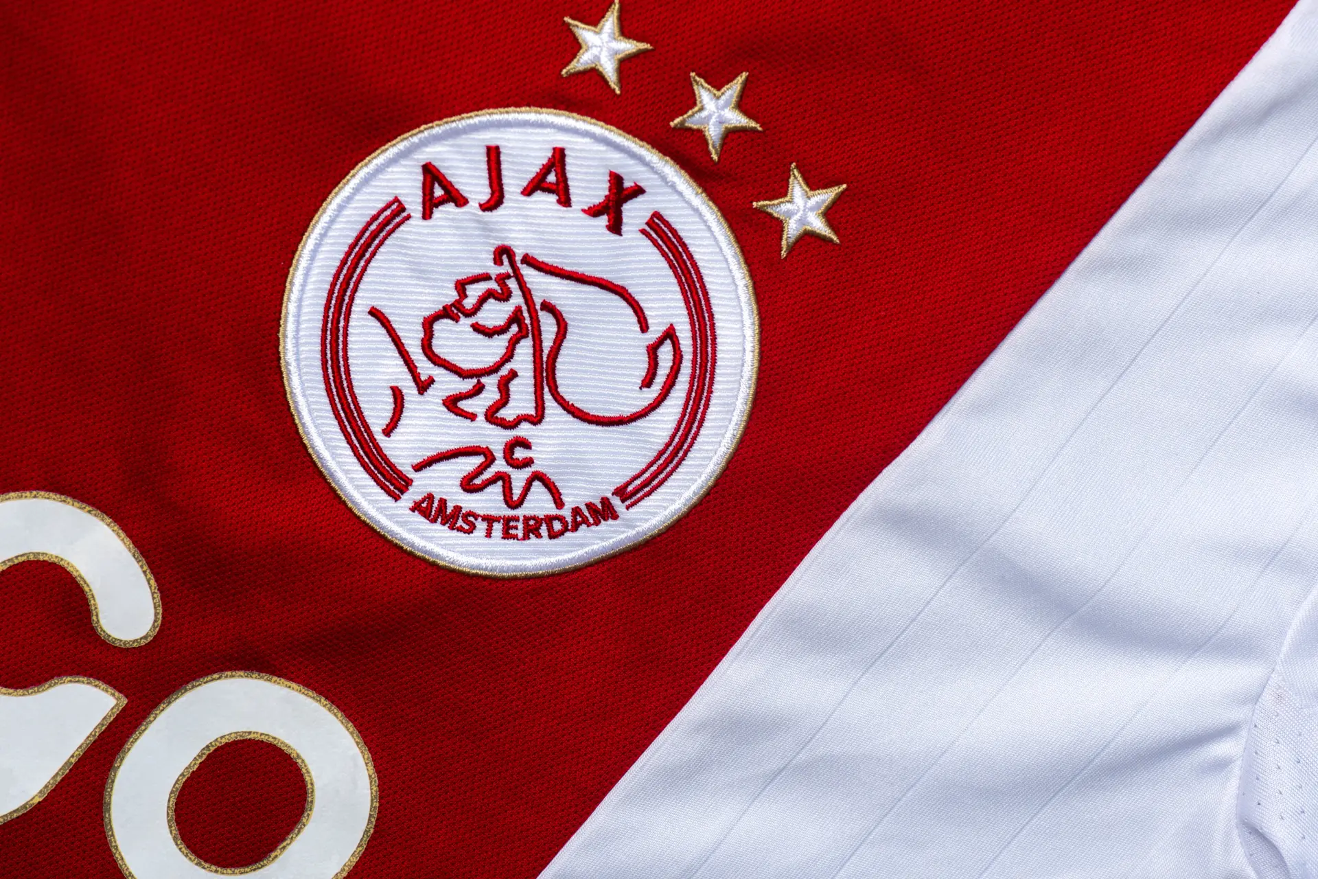 Manchester United probeert 'Marokkaanse Jude Bellingham' weg te kapen bij Ajax