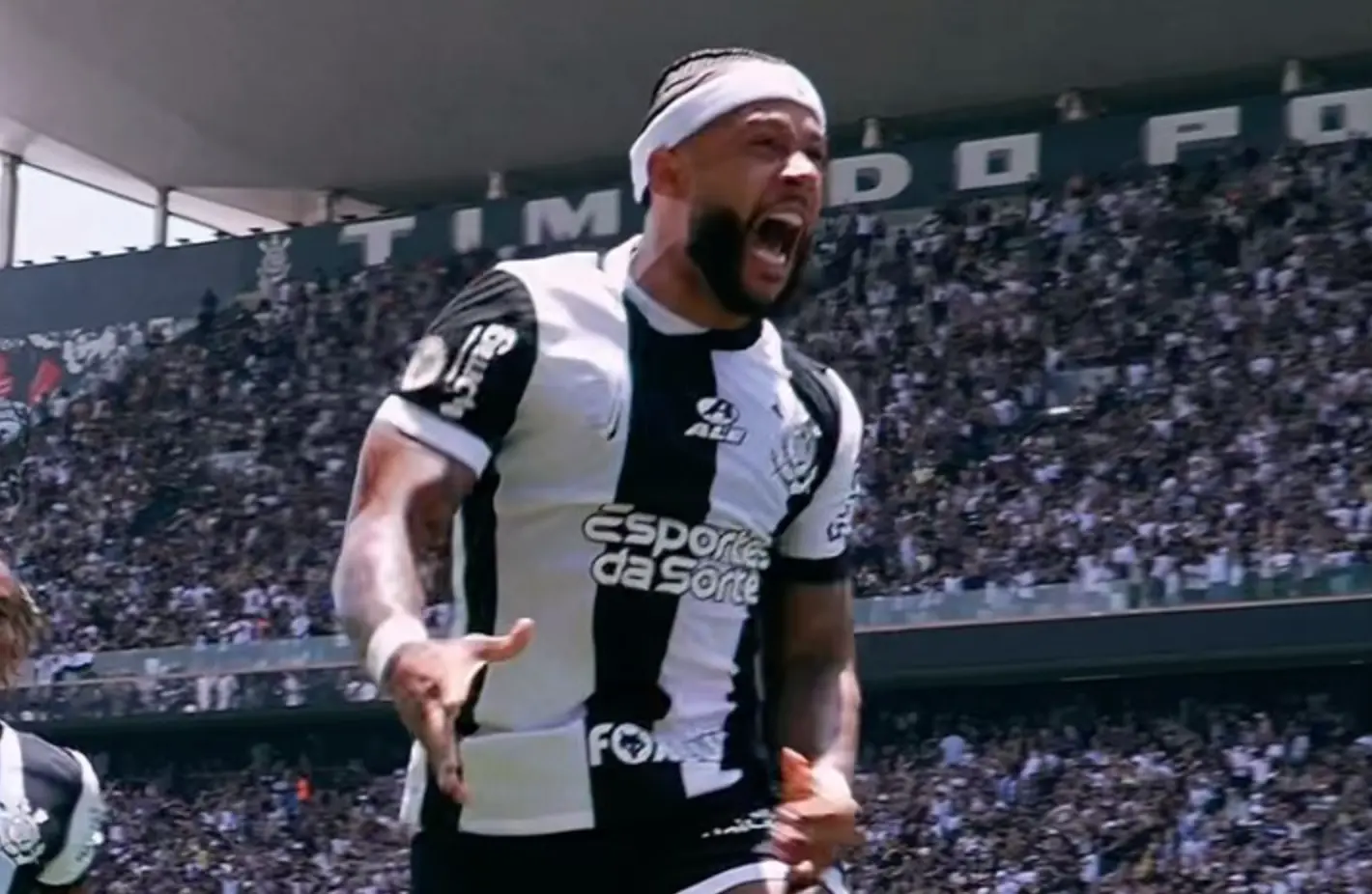 Memphis gaat helemaal los in de media na zware ochtendwedstrijd: "Dit helpt niemand"