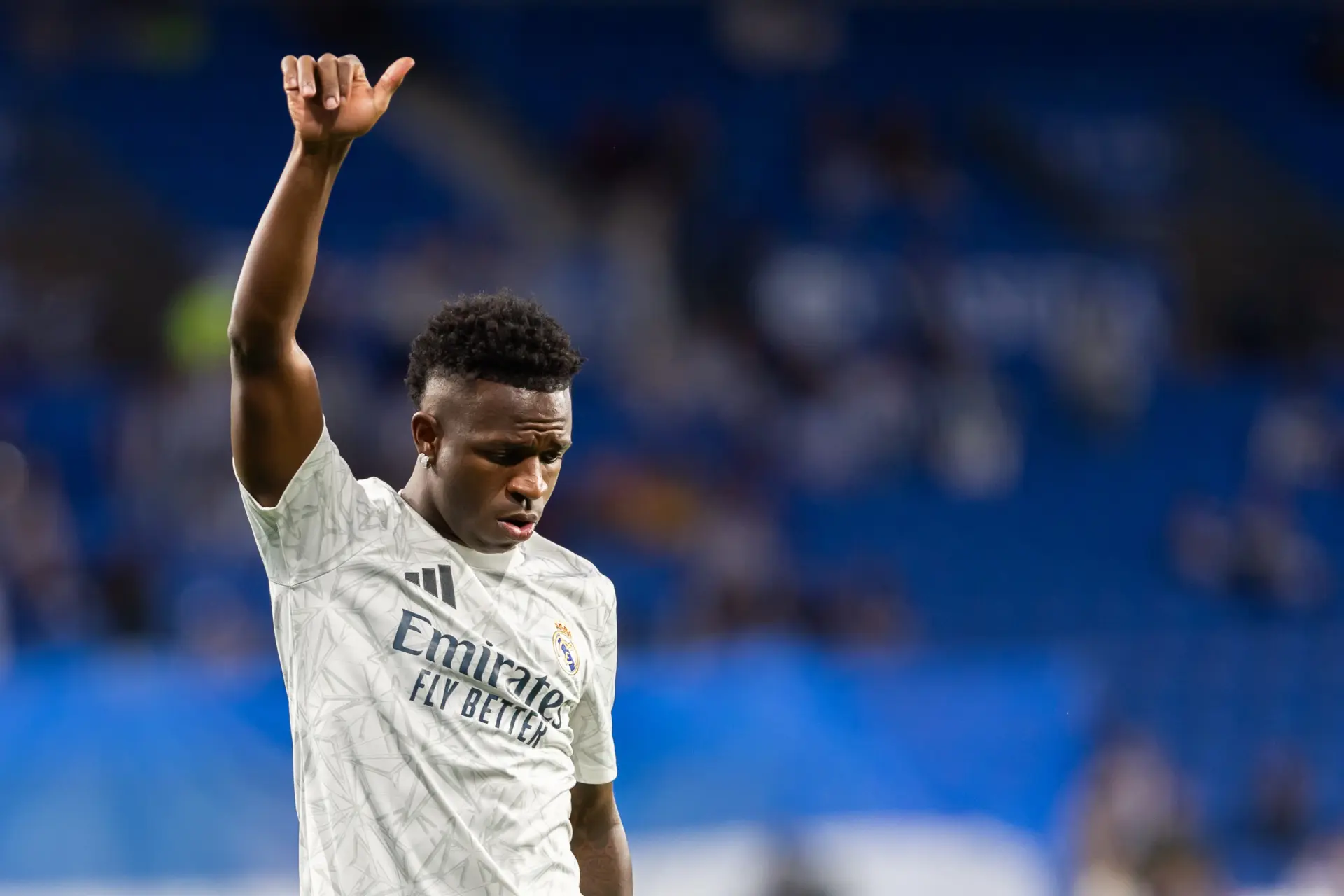 PSG zou na, veelbesproken Mbappé transfer naar Real Madrid, van plan zijn om als 'wraakactie' achter Vinícius Júnior aan te gaan