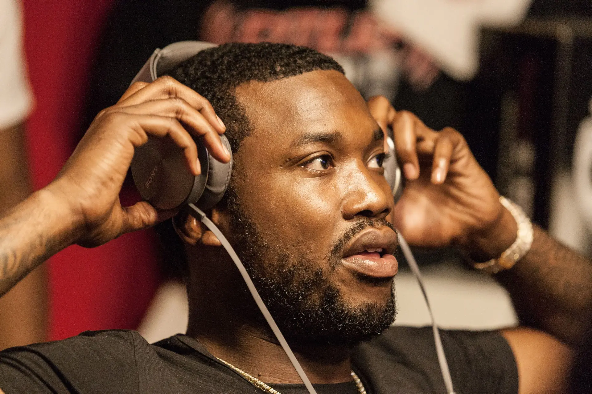 Meek Mill neemt toch afstand van Diddy met 'no Diddy gang' diss en daar is de zoon van de Bad Boy oprichter niet blij mee