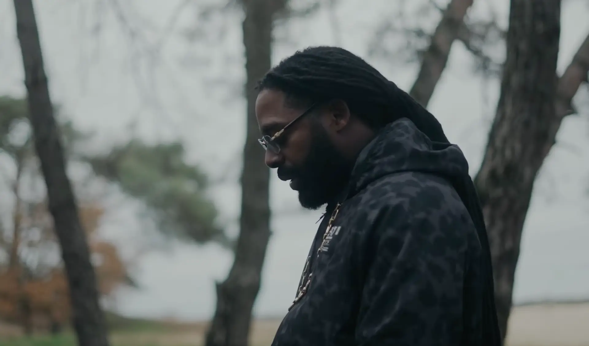 Kempi dropt Testimony video en Ik Moest Man Zijn project met o.a. Boef, JoeyAK, Hef & Latifah