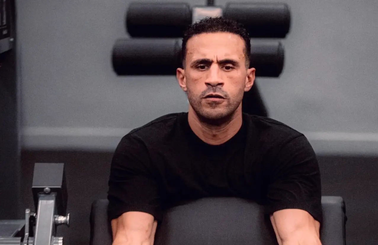 Kickbokslegende deelt verhaal achter zijn rivaliteit met Badr Hari: "The crowd was like a second man in the ring"
