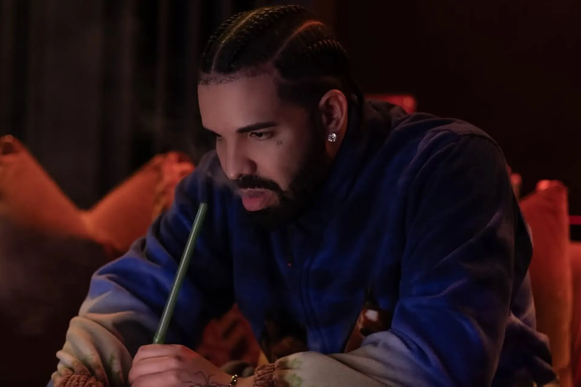 Voor de prijs van een Lamborghini kun je een maand in het huis van Drake verblijven