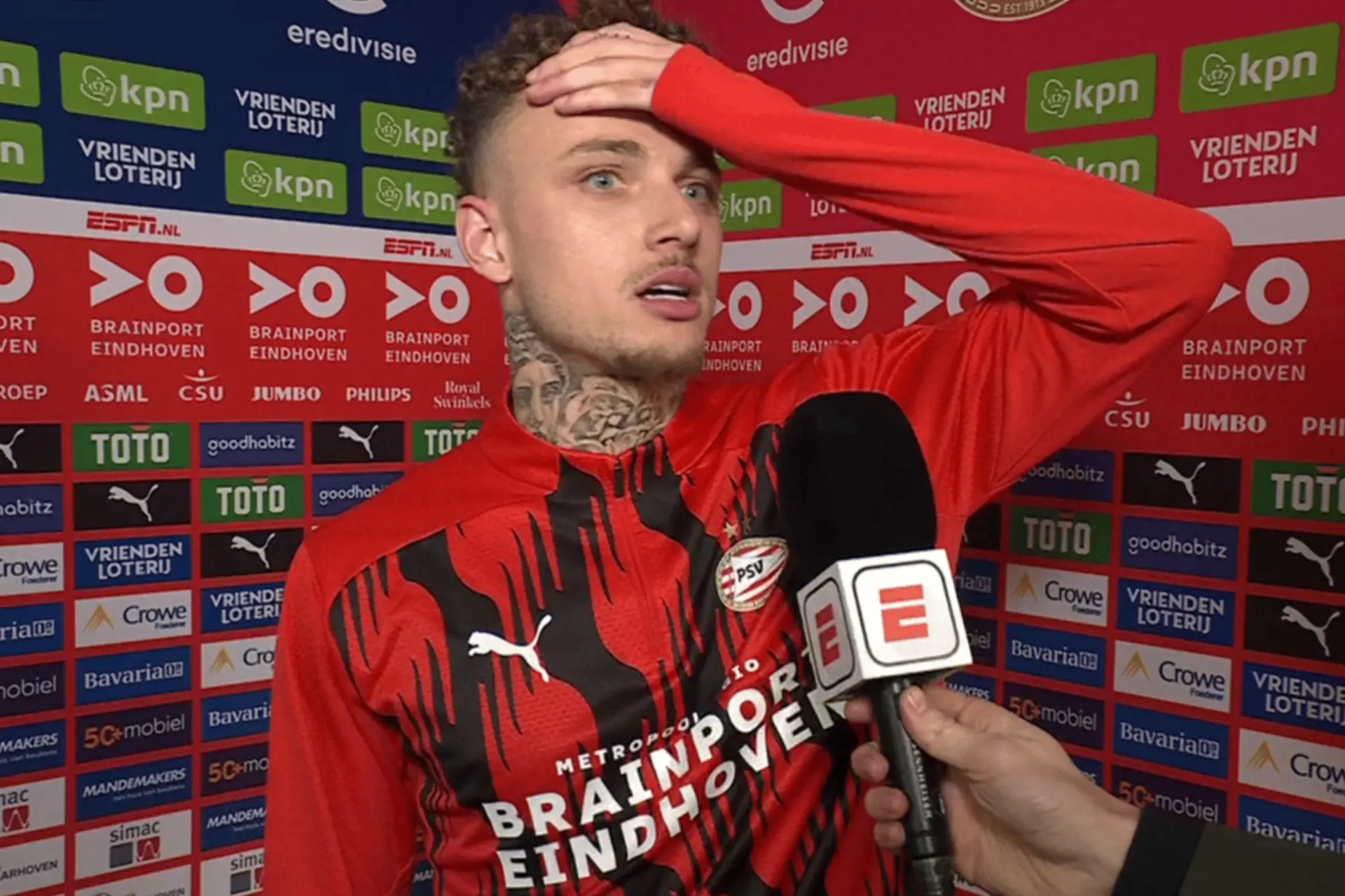 Noa Lang is klaar met de negatieve houding van PSV achterban: “Blijkbaar kunnen hun beter voetballen als ons”