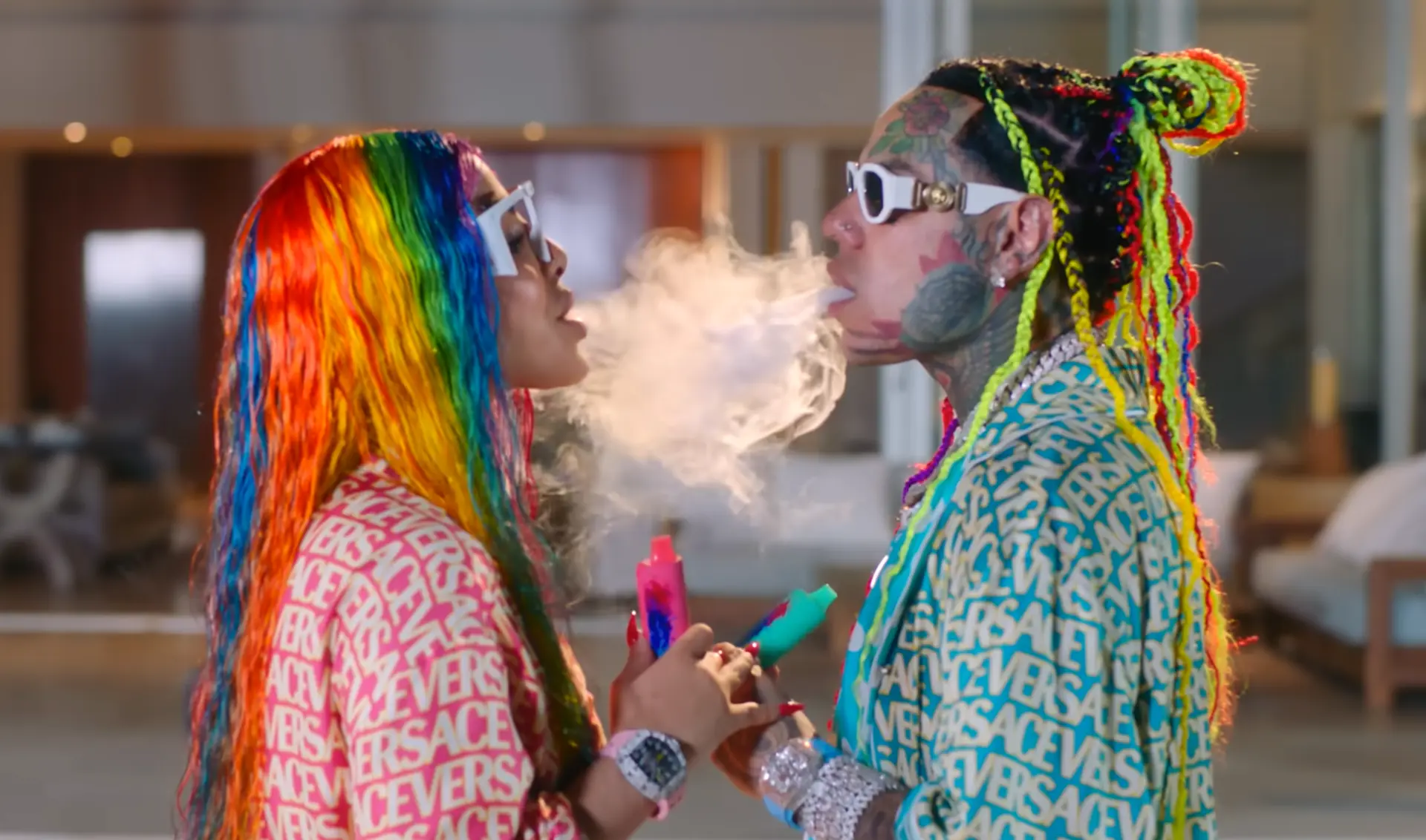 Show van Dominicaanse ex van 6ix9ine op Curaçao loopt uit op schietpartij en complete chaos