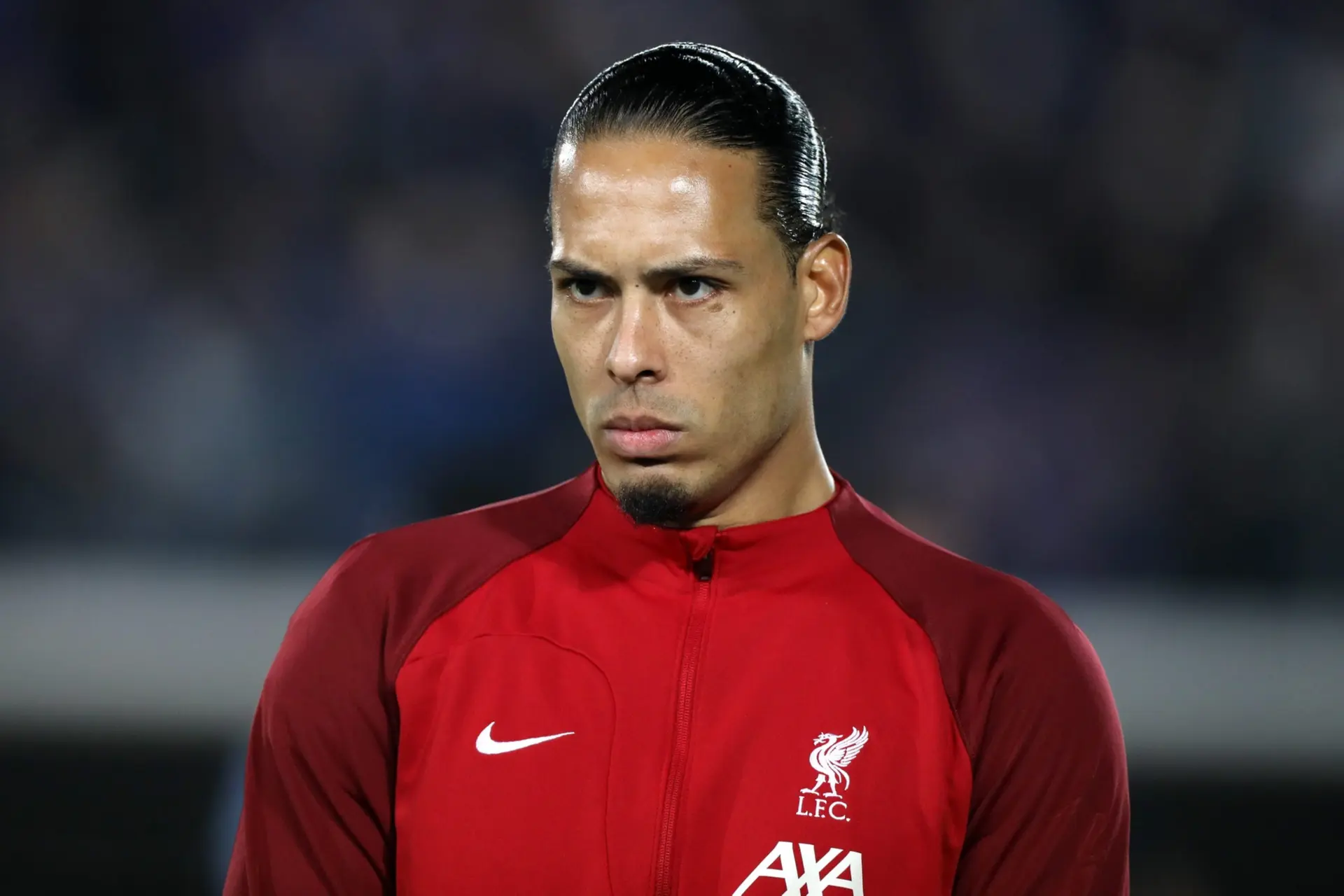 Liverpool-aanvoerder Virgil van Dijk zet woedende voorzitter van PSG op zijn plek met gevatte opmerking