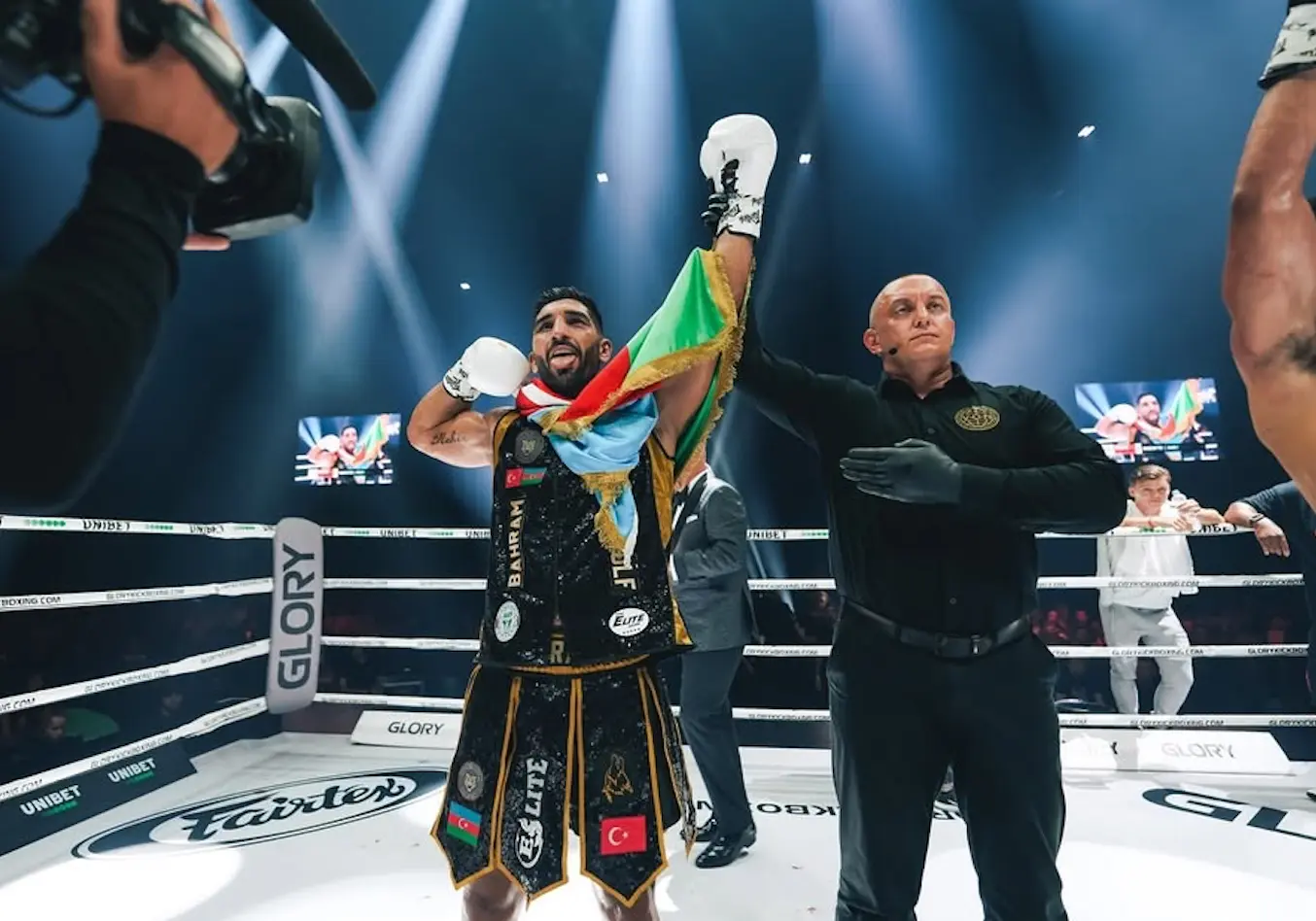 Glory kickbokser Bahram Rajabzadeh toont berouw voor gedrag tijdens gevecht met Mory Kromah: “Hard to control our emotions”