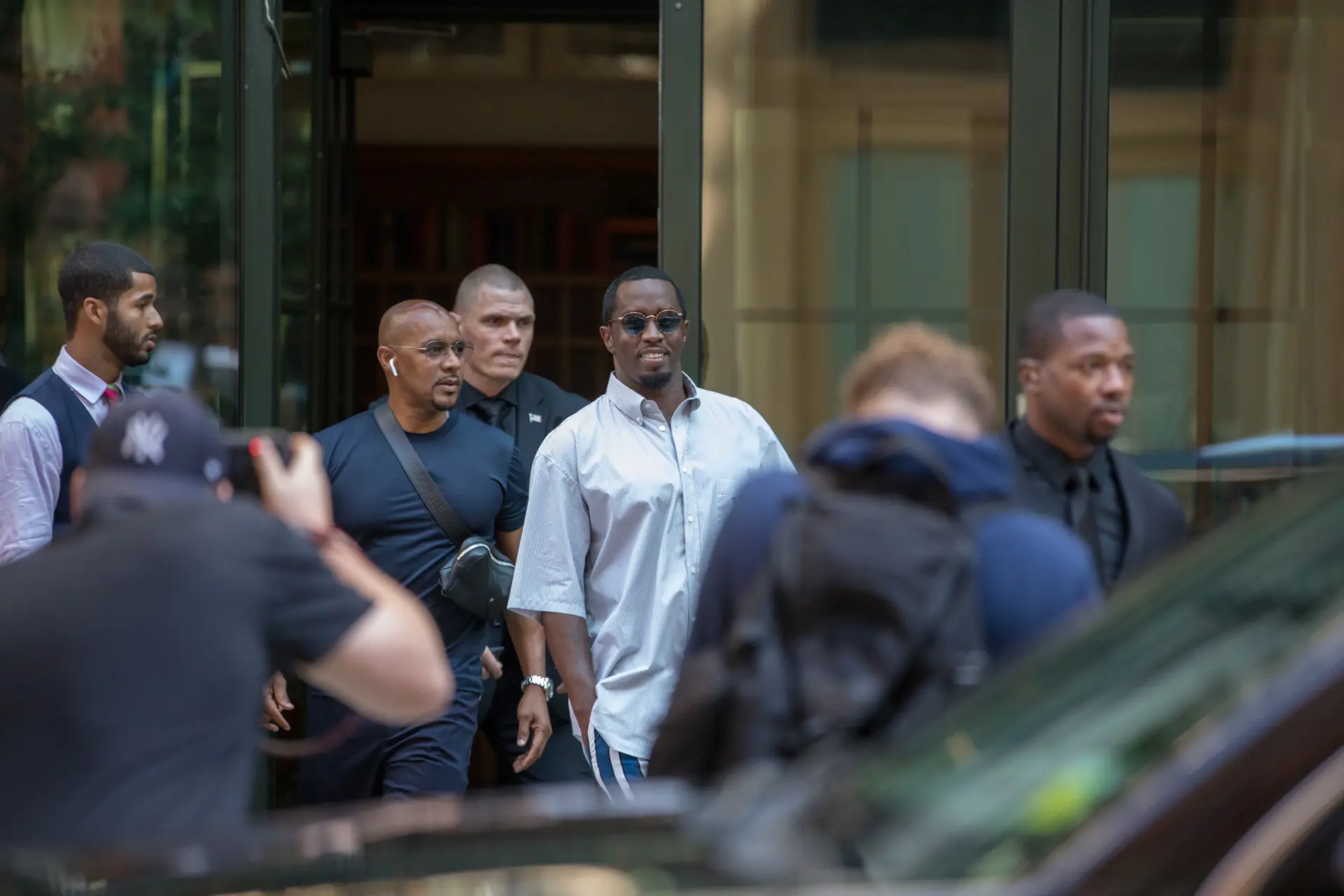 Anonieme ex-vriendin van Diddy beweert dat er nog een rapper onderdeel was van een freak off feest
