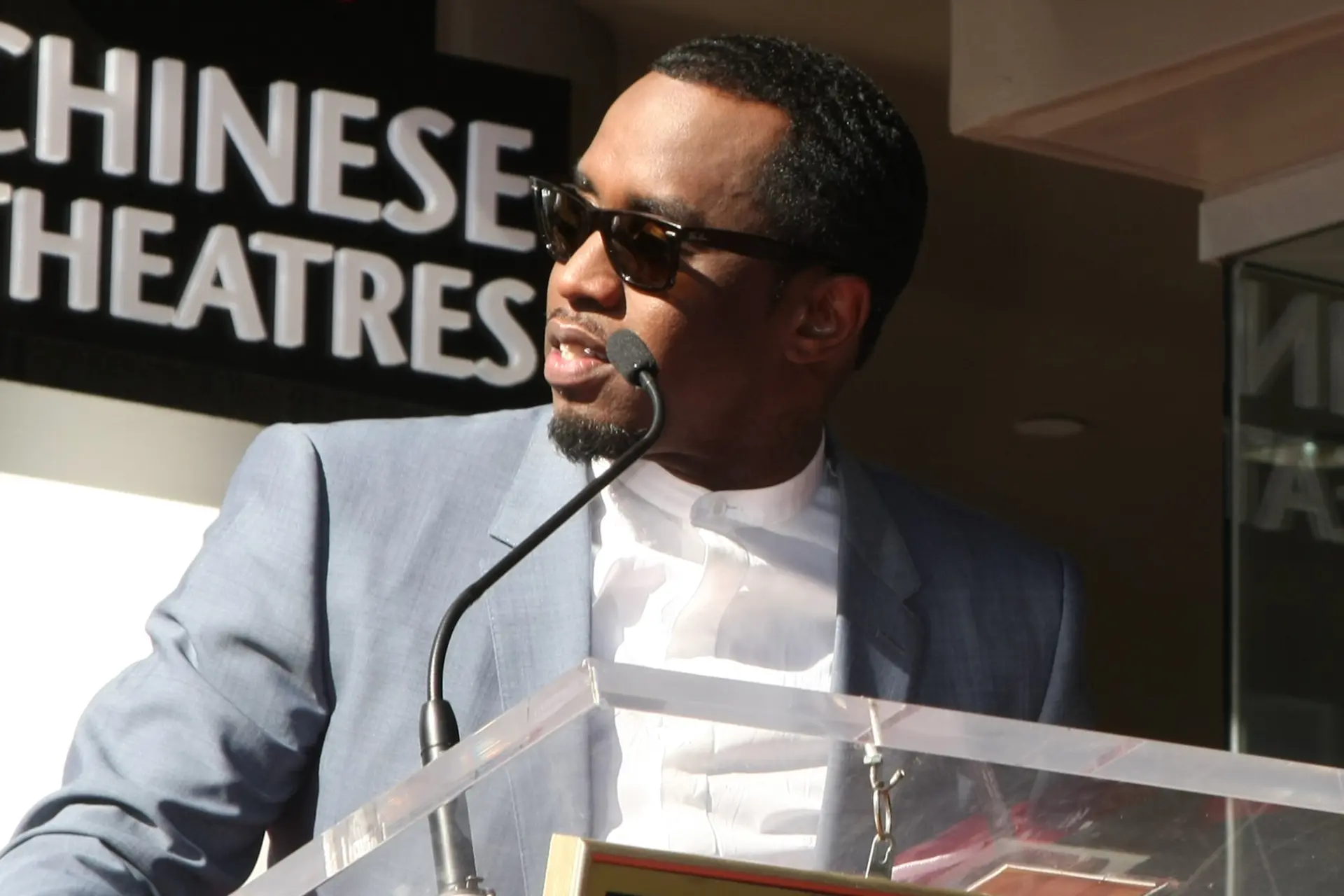 Diddy doet opnieuw verzoek tot vrijlating, artiest vindt het niet kunnen dat hij op basis van swingerfetish nog vastzit