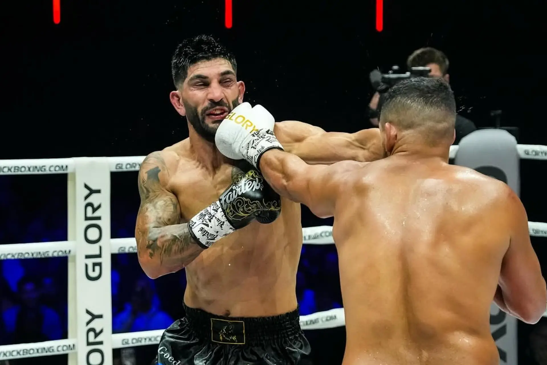 Manager legt met statement over Glory pensioen vinger op zere plek bij Bahram Rajabzadeh: "Meer influencer dan vechter"
