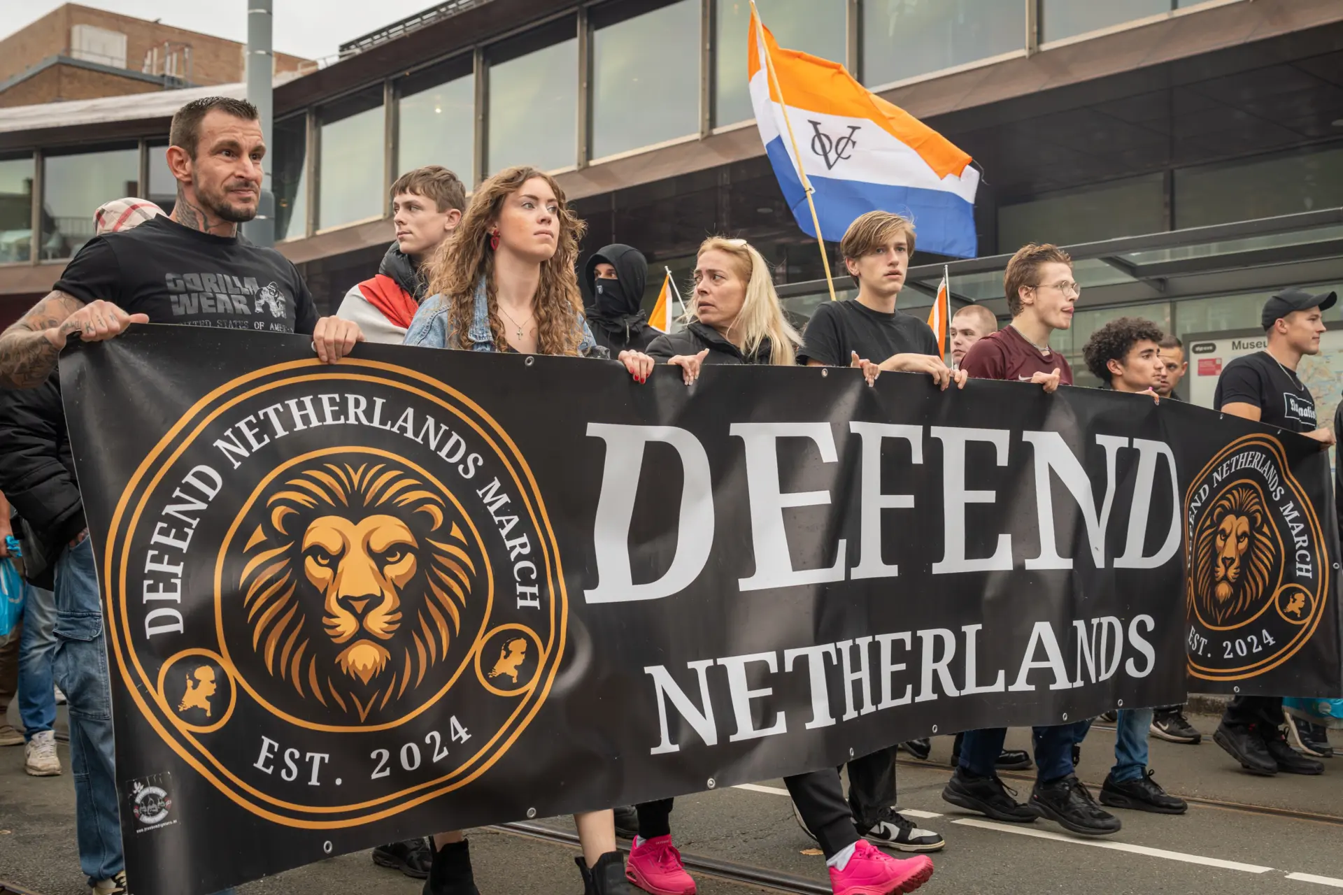 Haat verkoopt, AI levert en zo werd een anti-AZC nummer een hit