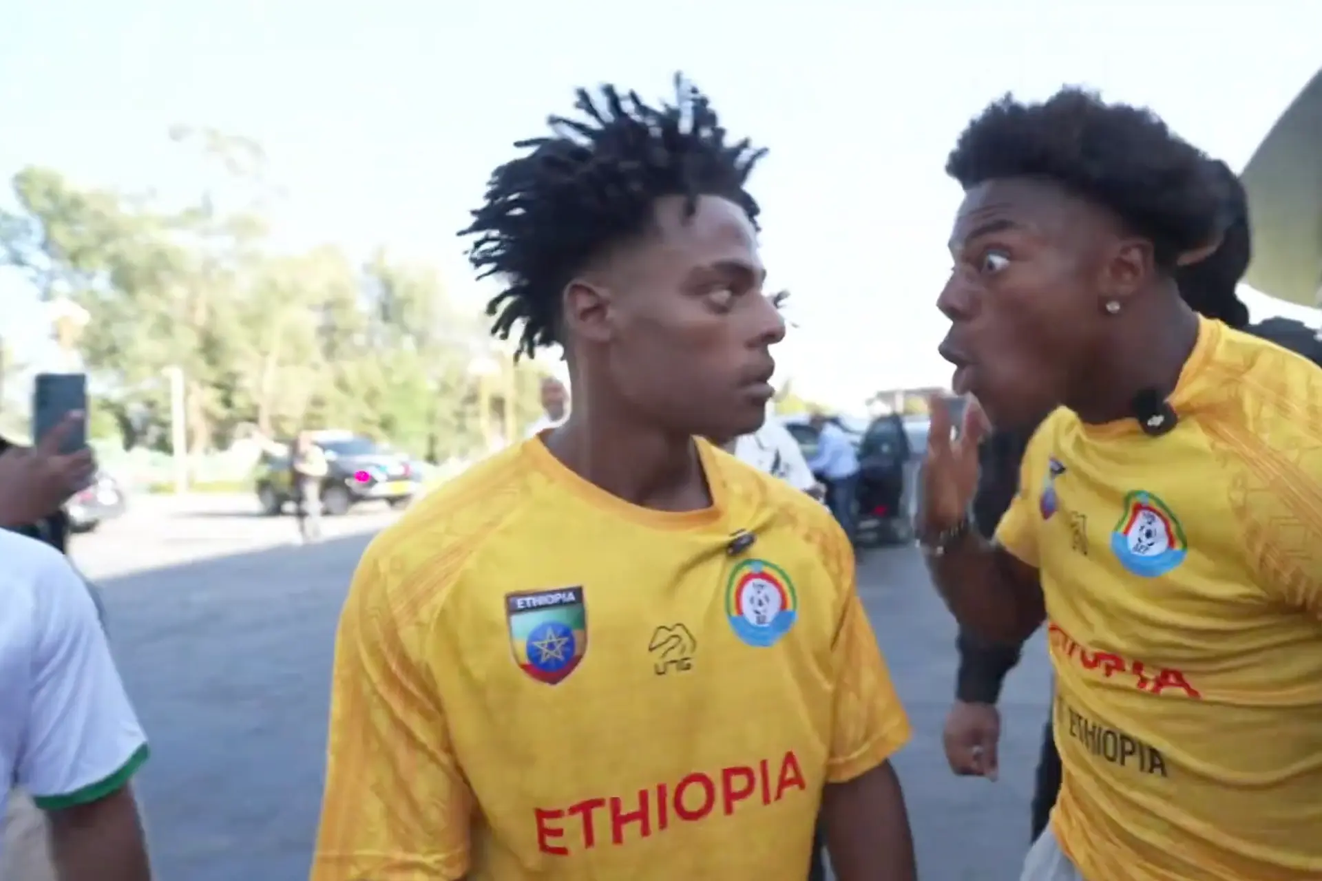 iShowSpeed valt kort flauw tijdens intense livestream in de hoofdstad van Ethiopië