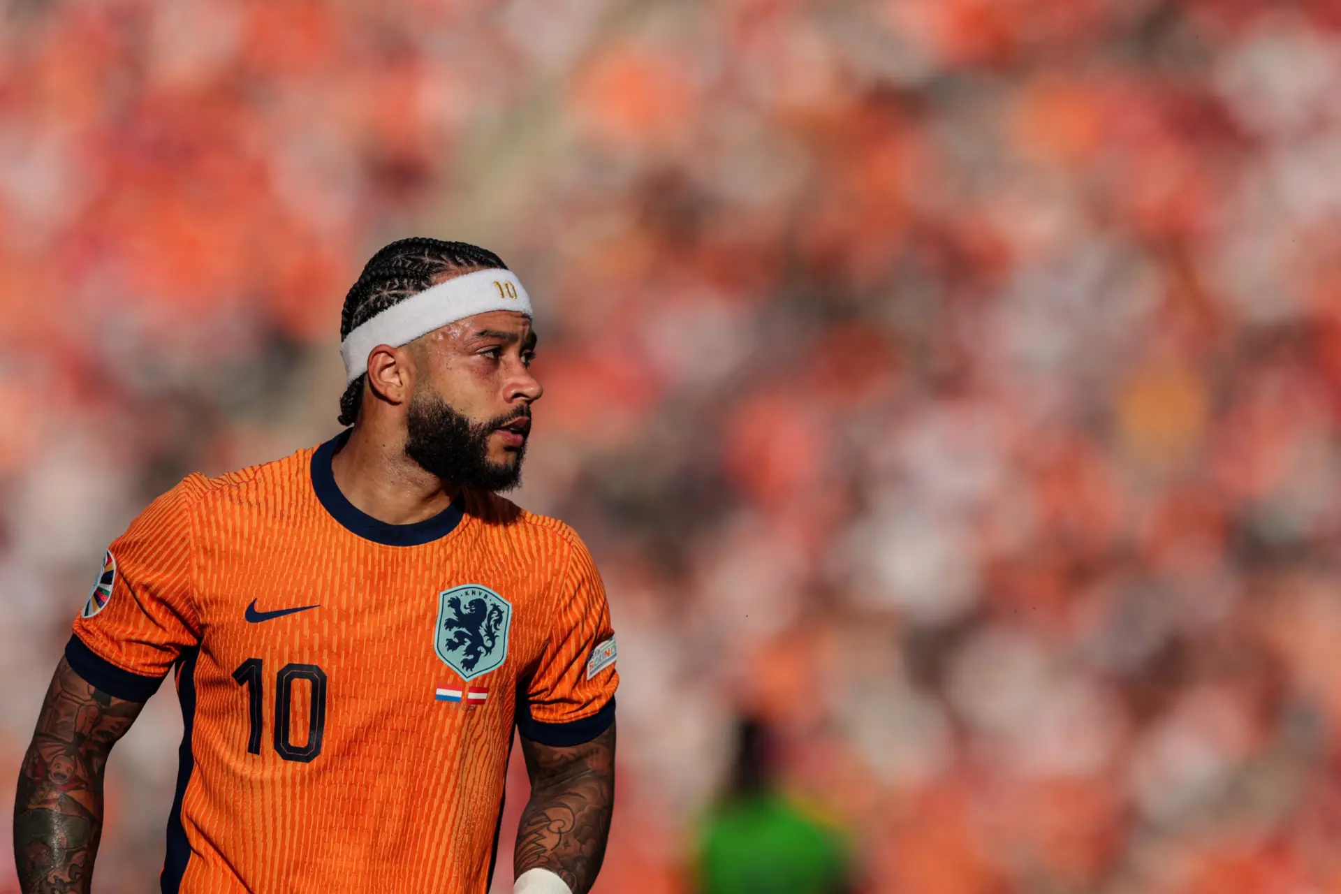 Memphis Depay onthult aan voetballegende Romario wat zijn toekomstplannen zijn: "Alles ligt op straat, behalve de waarheid"