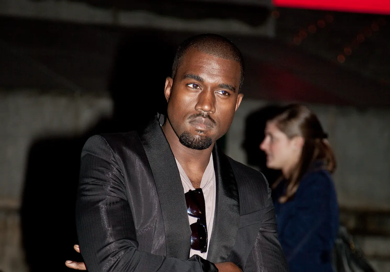 Kabinet gaat Kanye West concerten nauwlettend in de gaten houden: 'Als hij over de schreef gaat, handelen we'