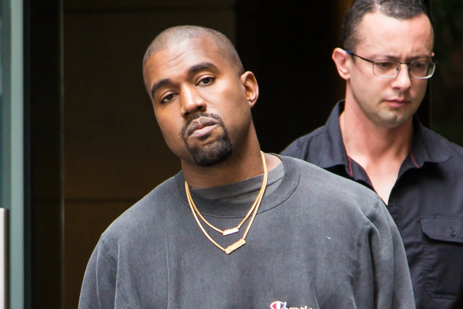 Tweede Kamer wil dat kabinet organisatie achter Kanye West-shows in GelreDome laat annuleren