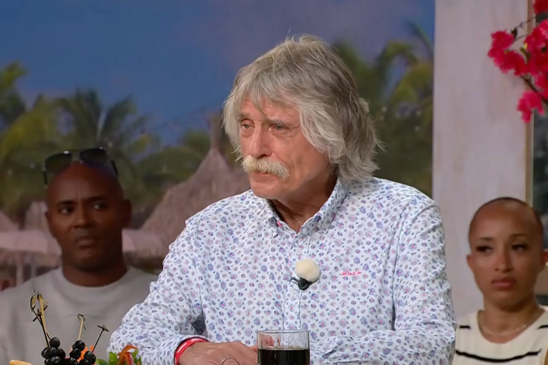 Johan Derksen in de problemen op Curaçao voor eerdere uitspraken over het eiland: 'ik vind het een roversnest'