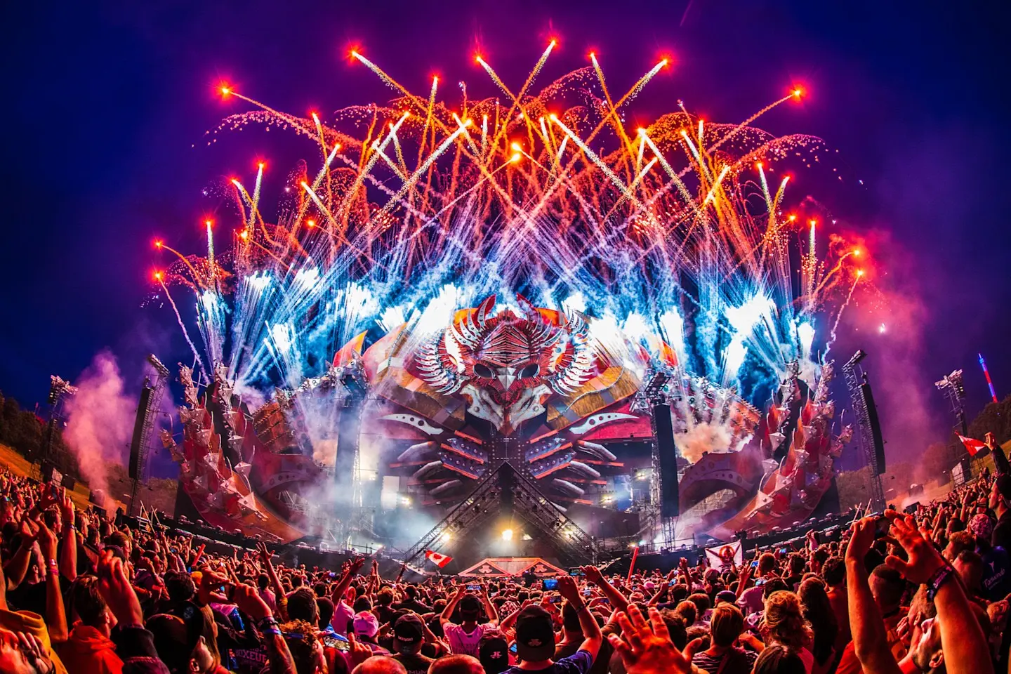 Defqon.1 gaat bezoekers compenseren voor vroegtijdig cancellen festival door extreme hitte