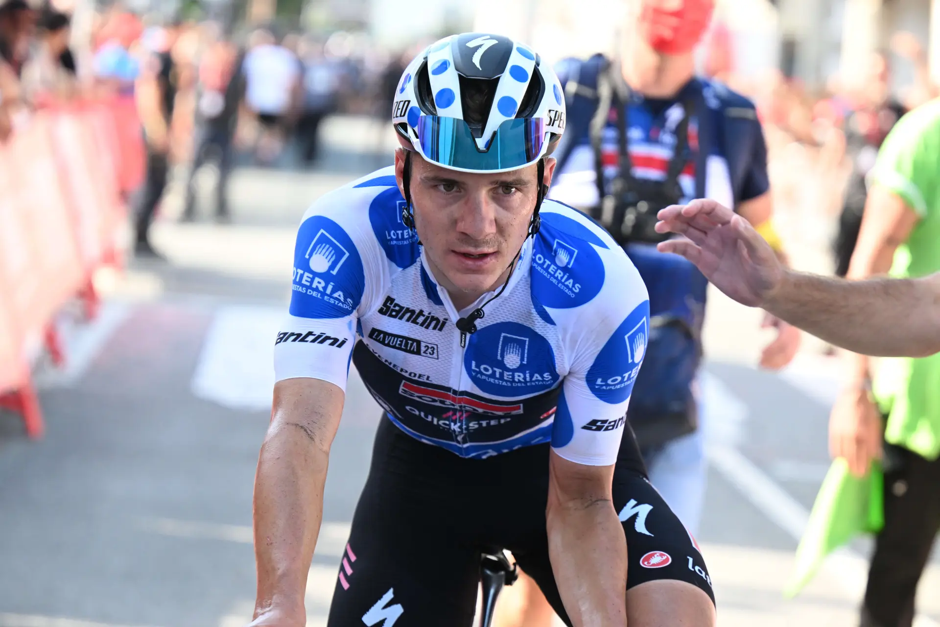 Remco Evenepoel über das Risiko einer Verkürzung der Volta ao Algarve-Etappe; möglicher Sprint im Gipfelfinish: "Ich denke besonders an Wout van Aert und Magnus Cort"