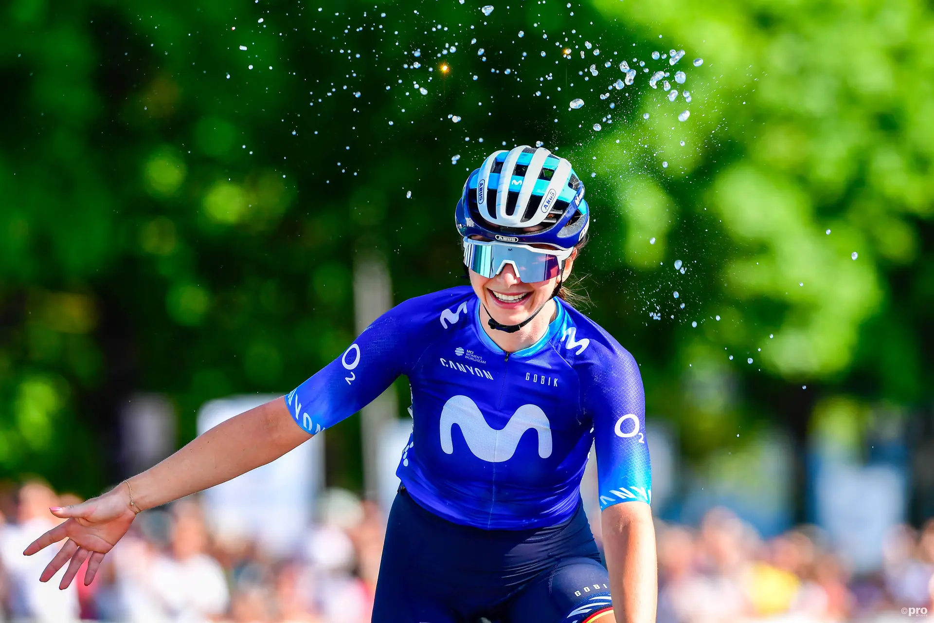 Jorge Sanz, Sportdirektor des Movistar Teams, sieht in Liane Lippert die nächste Annemiek Van Vleuten: "Sie hat ein angeborenes Potenzial"