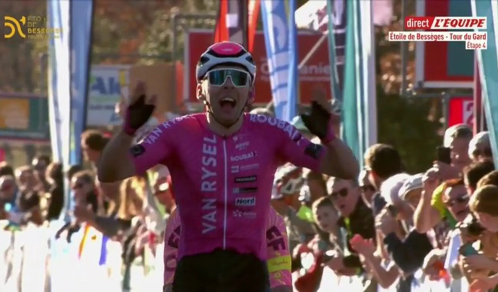 Stefan Bissegger knapp hinter Samuel Leroux, der als Ausreißer die 4. Etappe des Etoile de Besseges gewinnt